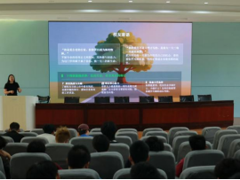 冶金与材料工程学院举办“扬帆青春,筑梦未来”专题讲座